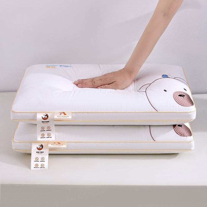 91家纺网 家纺一手货源 找家纺 （总）织布人 2025新款枕芯A类全棉纯棉刺绣招财猫卡通幼儿园儿童枕头学生宿舍枕头枕芯