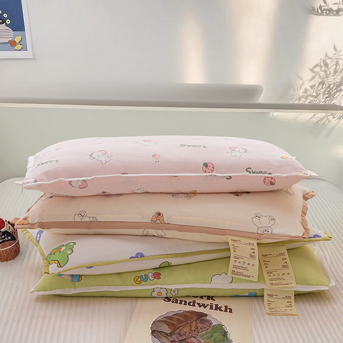 91家纺网 家纺一手货源 找家纺 （总）织布人 2025新款枕芯A类全棉纯棉双层纱卡通儿童学生枕套+棉花枕芯+羽丝绒枕芯枕头枕芯