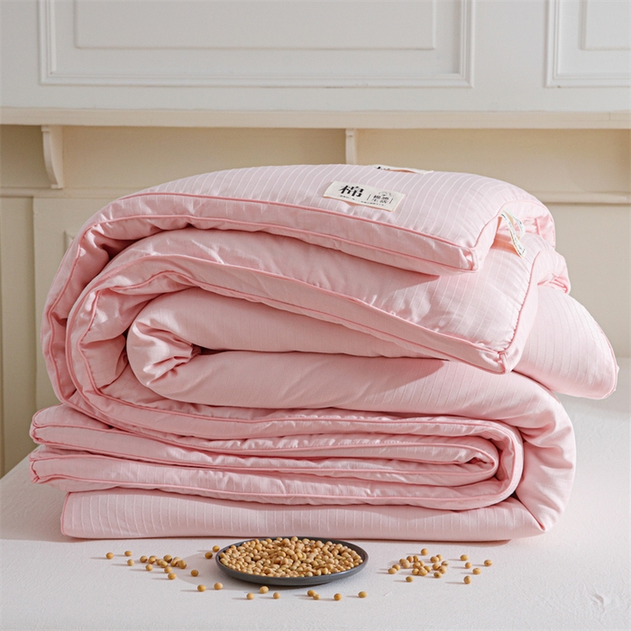 91家纺网 家纺一手货源 找家纺 天瑜家纺 2025新款原棉提花大豆被子母被春秋被子被芯 粉色