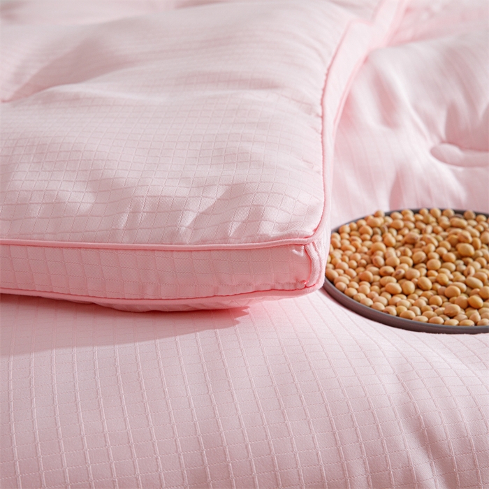 91家纺网 家纺一手货源 找家纺 天瑜家纺 2025新款原棉提花大豆被子母被春秋被子被芯 粉色