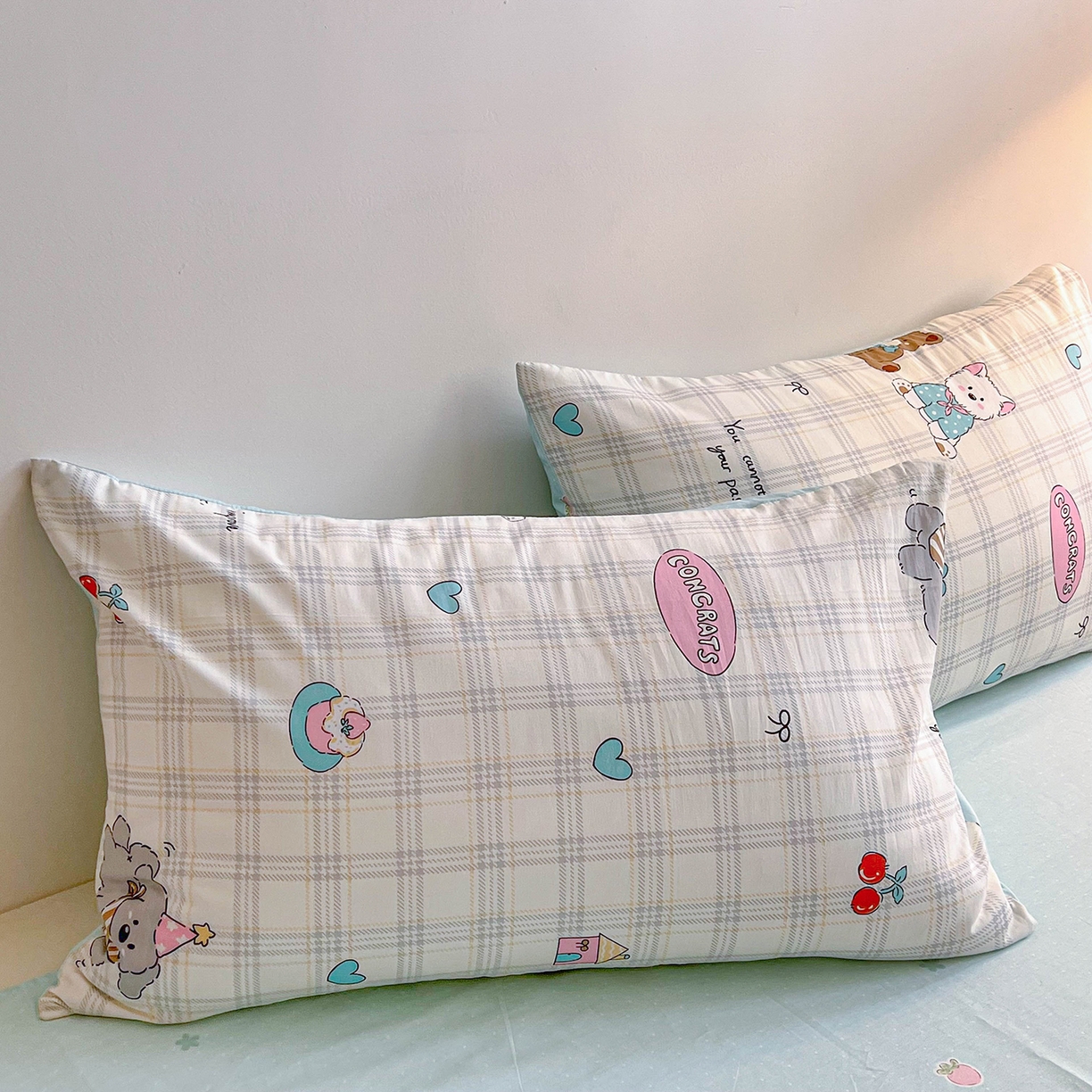 91家纺网 家纺一手货源 找家纺 麦伦家居 2025新款40s斜纹全棉纯棉跑量款卡通小清新四件套 樱桃熊仔