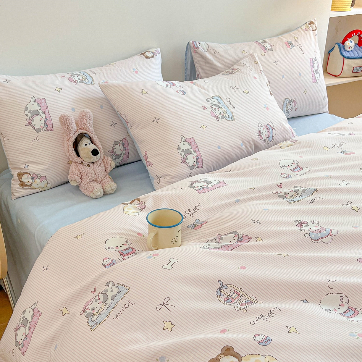 91家纺网 家纺一手货源 找家纺 麦伦家居 2025新款40s斜纹全棉纯棉跑量款卡通小清新四件套 甜品小狗