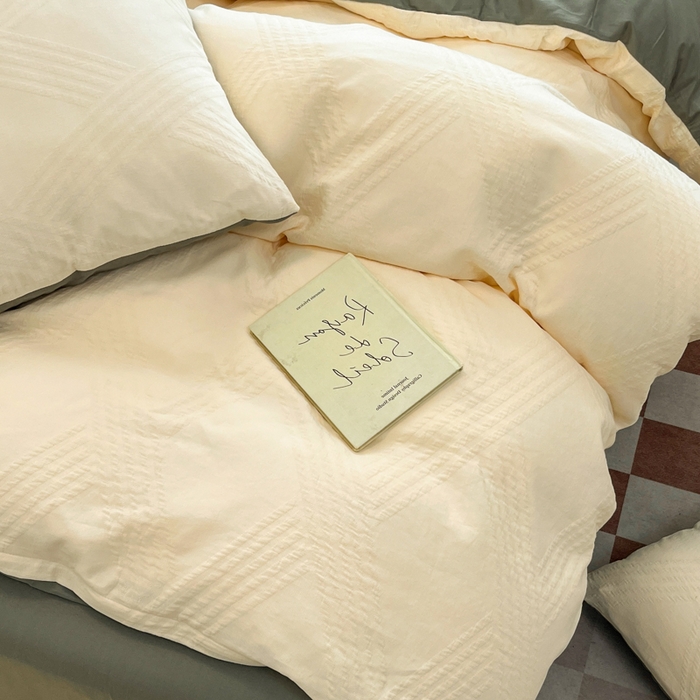 91家纺网 家纺一手货源 找家纺 沐棉家居 2025新款亲肤舒适全棉纯棉提花四件套 菱格米-灰