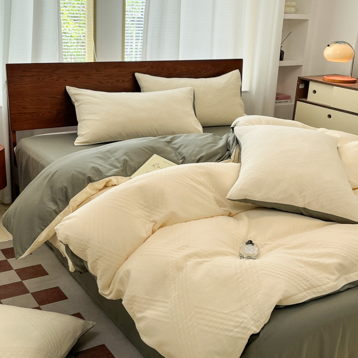 91家纺网 家纺一手货源 找家纺 沐棉家居 2025新款亲肤舒适全棉纯棉提花四件套 菱格米-灰