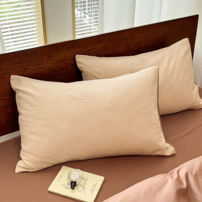 91家纺网 家纺一手货源 找家纺 沐棉家居 2025新款亲肤舒适全棉纯棉提花四件套 菱格奶咖