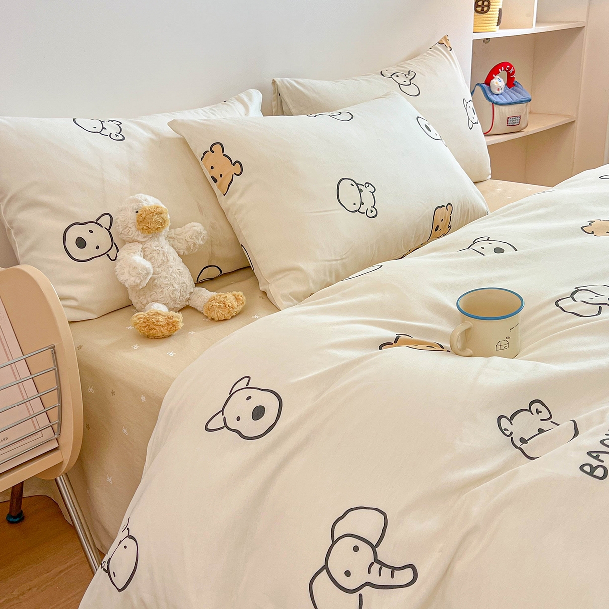 91家纺网 家纺一手货源 找家纺 麦伦家居 2025新款40s斜纹全棉纯棉跑量款卡通小清新四件套 好伙伴