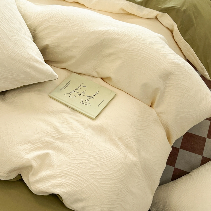 91家纺网 家纺一手货源 找家纺 沐棉家居 2025新款亲肤舒适全棉纯棉提花四件套 涂鸦米-绿