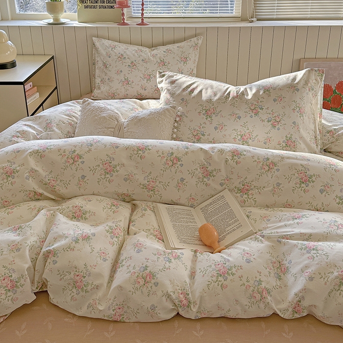 91家纺网 家纺一手货源 找家纺 麦伦家居 2025新款40s斜纹全棉纯棉跑量款卡通小清新四件套 繁花