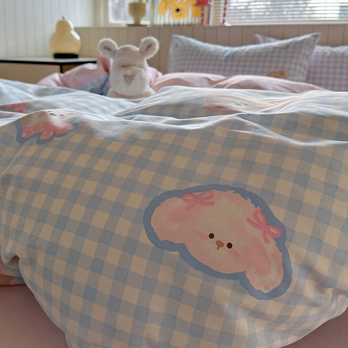 91家纺网 家纺一手货源 找家纺 麦伦家居 2025新款40s斜纹全棉纯棉跑量款卡通小清新四件套 甜蜜小狗