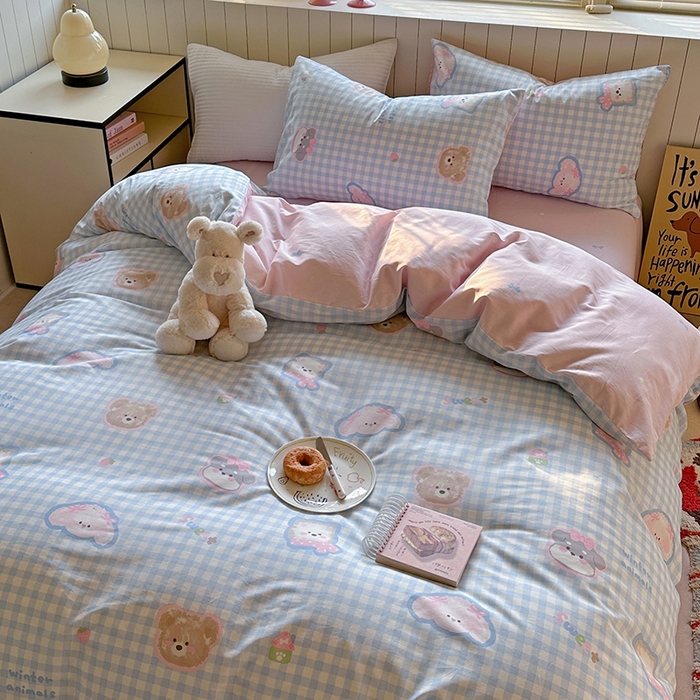 91家纺网 家纺一手货源 找家纺 麦伦家居 2025新款40s斜纹全棉纯棉跑量款卡通小清新四件套 甜蜜小狗