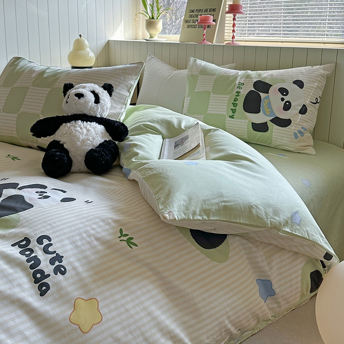 91家纺网 家纺一手货源 找家纺 麦伦家居 2025新款40s斜纹全棉纯棉跑量款卡通小清新四件套 小熊猫
