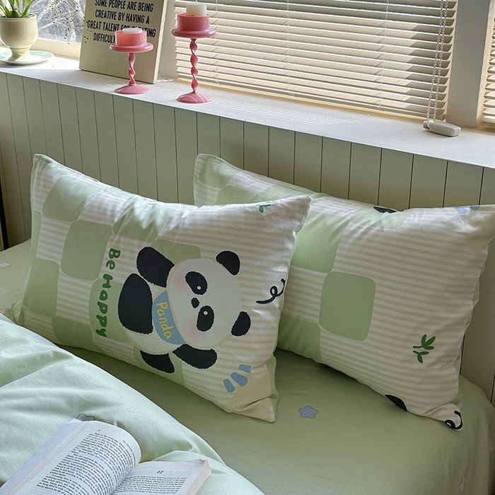 91家纺网 家纺一手货源 找家纺 麦伦家居 2025新款40s斜纹全棉纯棉跑量款卡通小清新四件套 小熊猫