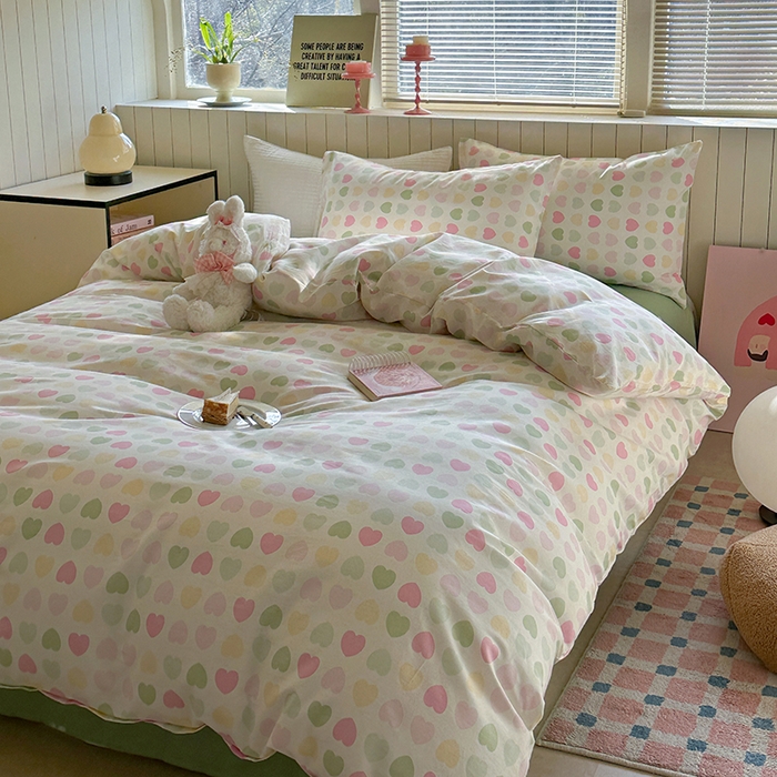 91家纺网 家纺一手货源 找家纺 麦伦家居 2025新款40s斜纹全棉纯棉跑量款卡通小清新四件套 心心相印