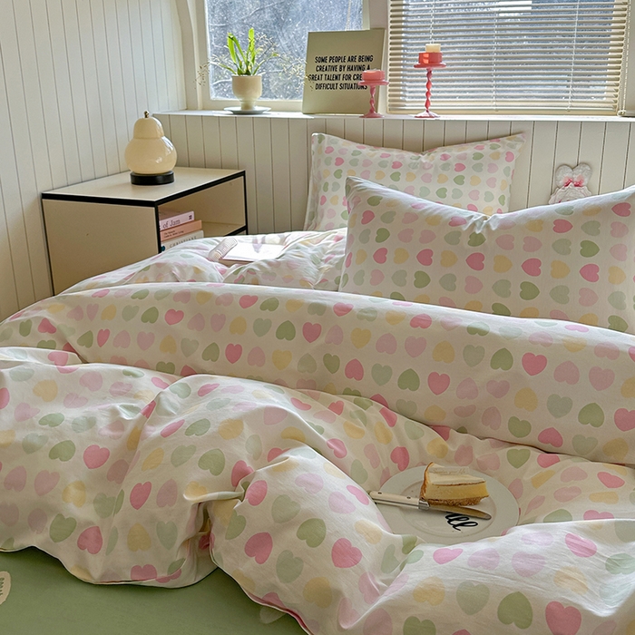 91家纺网 家纺一手货源 找家纺 麦伦家居 2025新款40s斜纹全棉纯棉跑量款卡通小清新四件套 心心相印