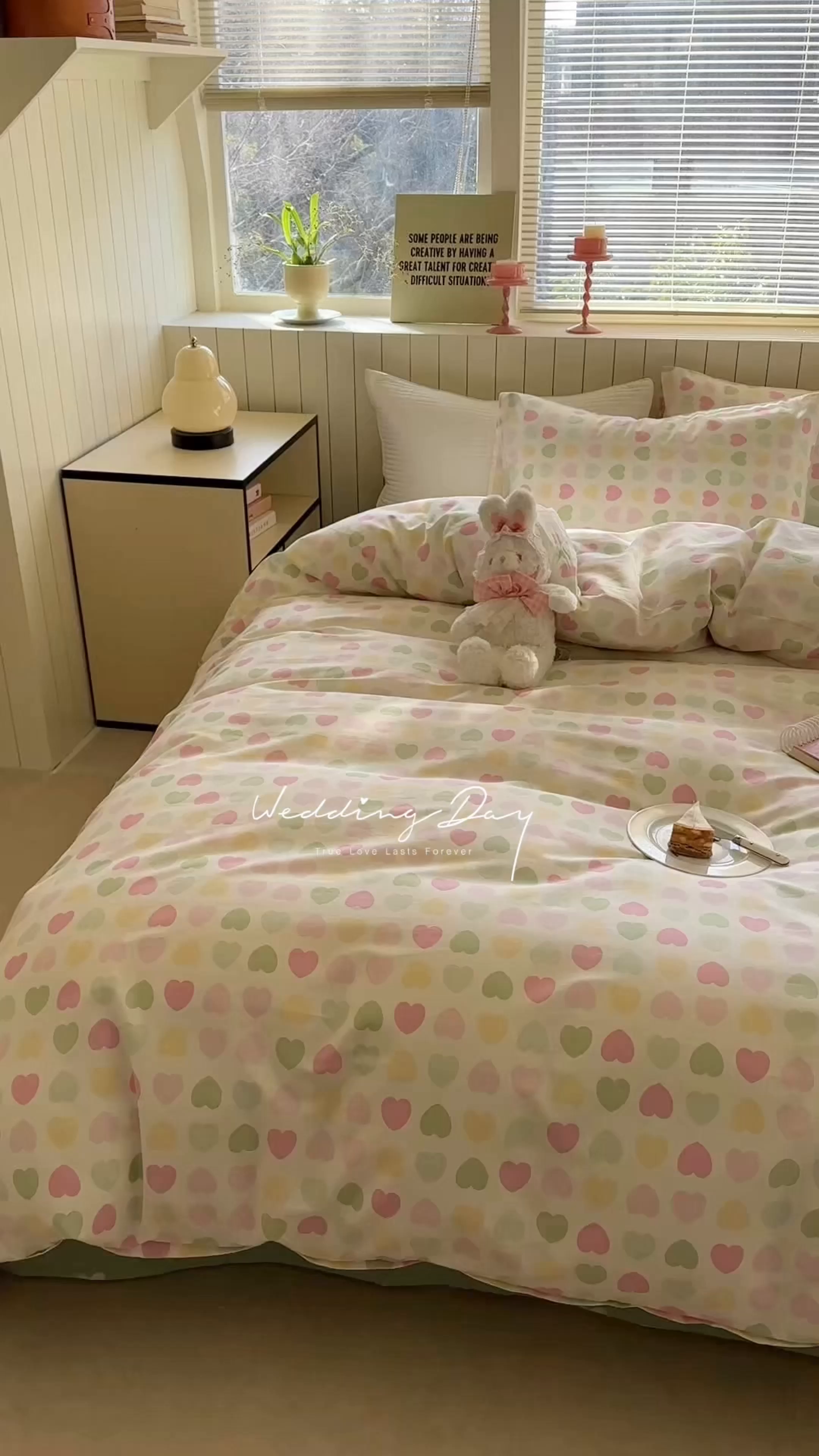 91家纺网 家纺一手货源 找家纺 麦伦家居 2025新款40s斜纹全棉纯棉跑量款卡通小清新四件套 心心相印