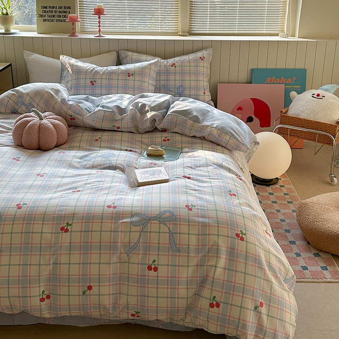 91家纺网 家纺一手货源 找家纺 麦伦家居 2025新款40s斜纹全棉纯棉跑量款卡通小清新四件套 樱桃乐园