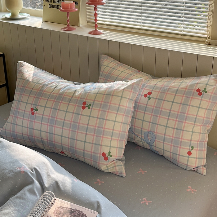 91家纺网 家纺一手货源 找家纺 麦伦家居 2025新款40s斜纹全棉纯棉跑量款卡通小清新四件套 樱桃乐园