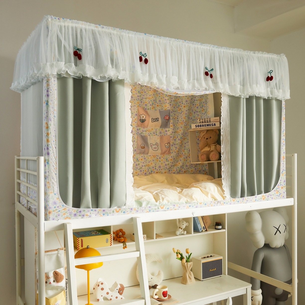 91家纺网 家纺一手货源 找家纺 夏彩 2025新款棉麻雪纺花边床帘强遮光印花铁艺支架学生蚊帐-88626 88626-花千朵