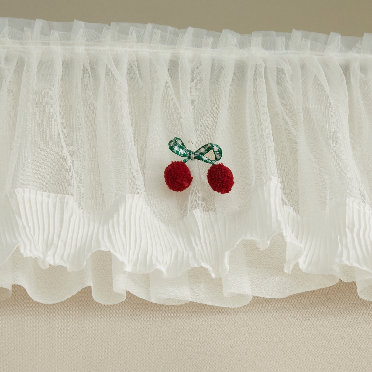 91家纺网 家纺一手货源 找家纺 夏彩 2025新款棉麻雪纺花边床帘强遮光印花铁艺支架学生蚊帐-88626 88626-礼物熊