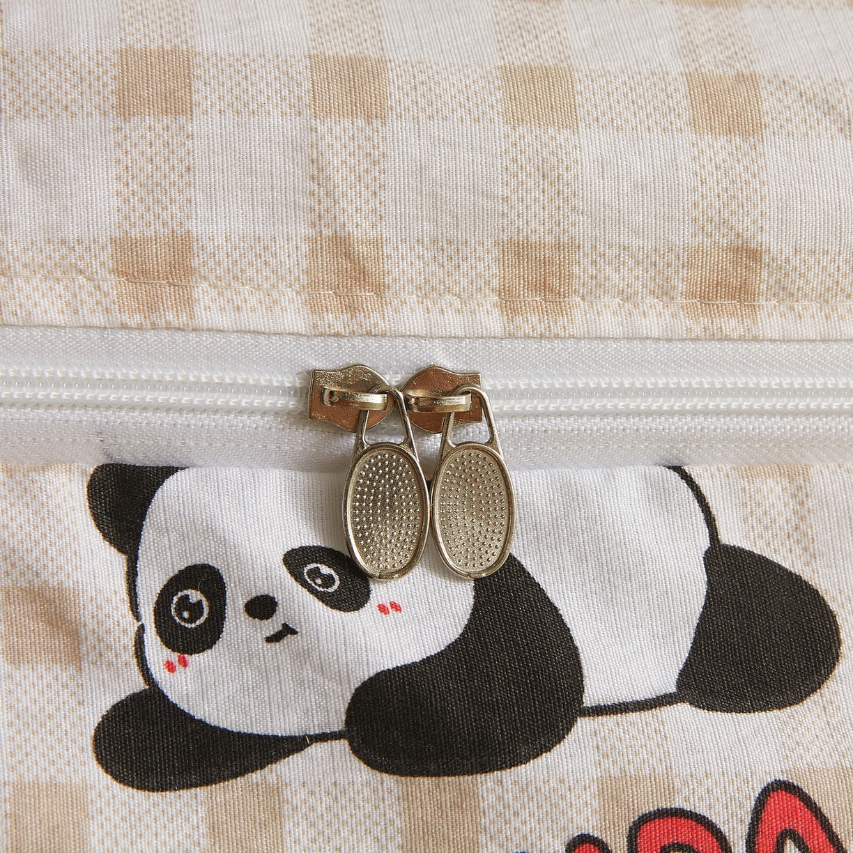 91家纺网 家纺一手货源 找家纺 夏彩 2025新款棉麻雪纺花边床帘强遮光印花铁艺支架学生蚊帐-88626 88626-礼物熊