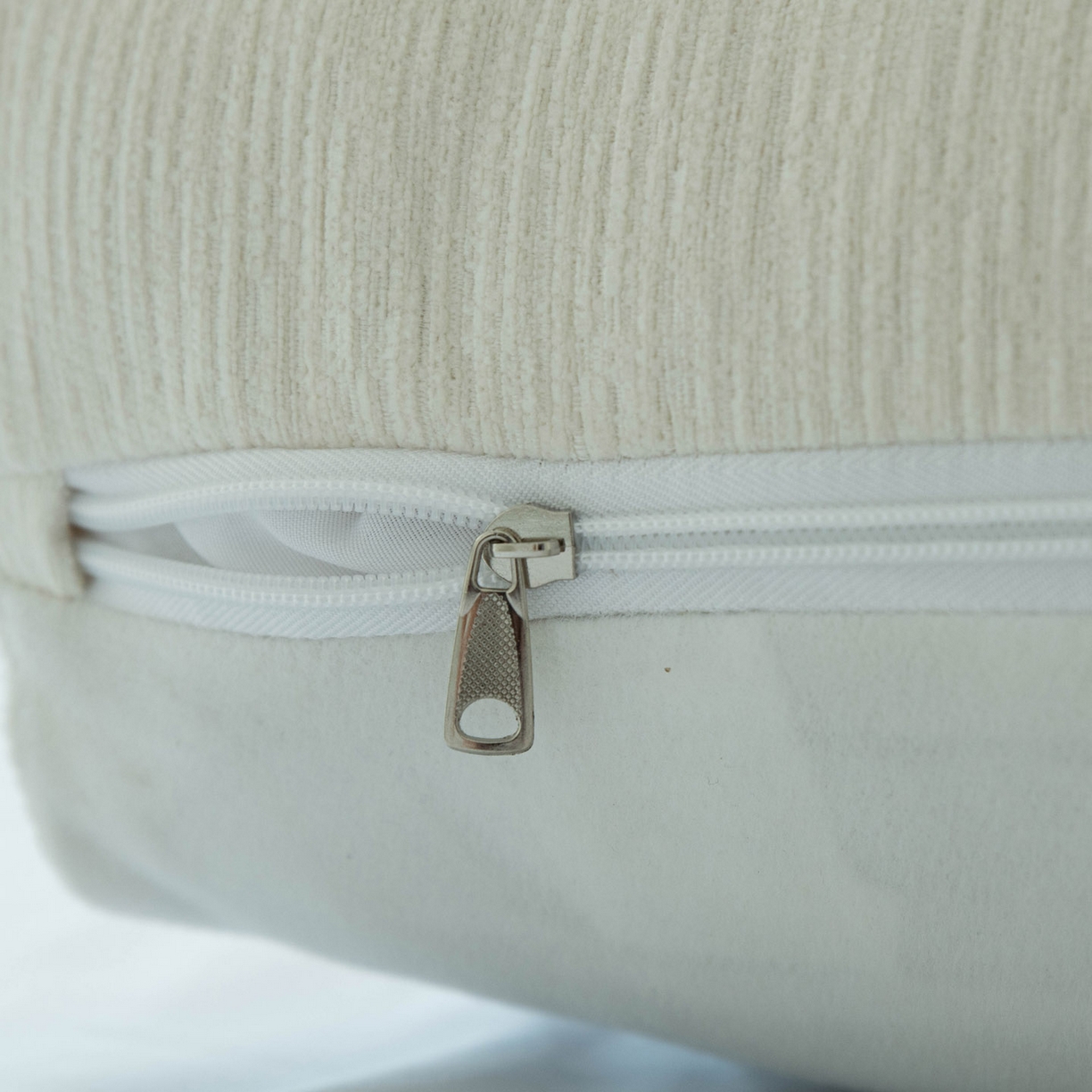 91家纺网 家纺一手货源 找家纺 （总）美达人 2025新款雪尼尔无床头魔术贴靠背