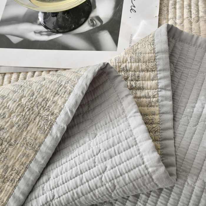 91家纺网 家纺一手货源 找家纺 橙子家居 2024新款高温水洗双面全棉纯棉斜纹13372印花款单品床盖  单床盖 赫本