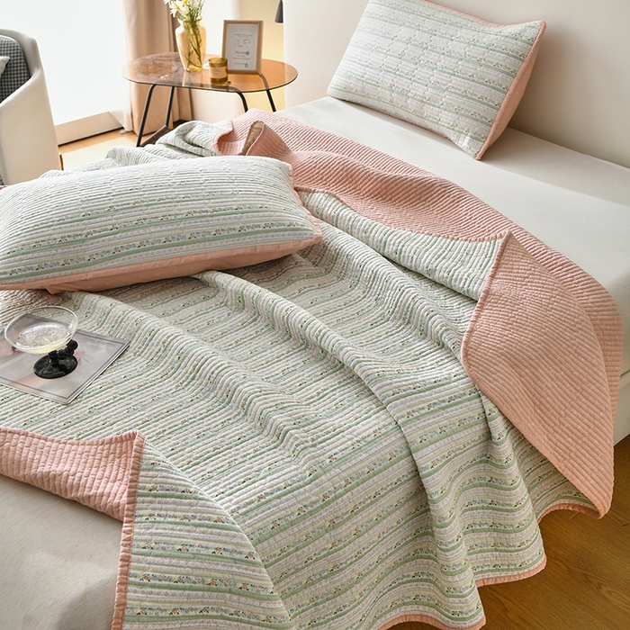 91家纺网 家纺一手货源 找家纺 橙子家居 2024新款高温水洗双面全棉纯棉斜纹13372印花款单品床盖  单床盖 雅清