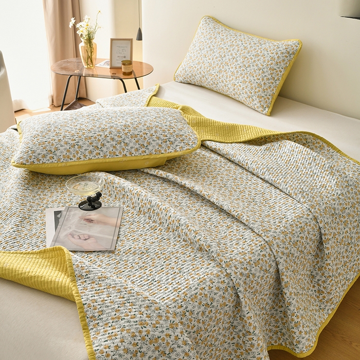 91家纺网 家纺一手货源 找家纺 橙子家居 2024新款高温水洗双面全棉纯棉斜纹13372印花款单品床盖  单床盖 莫娇-黄