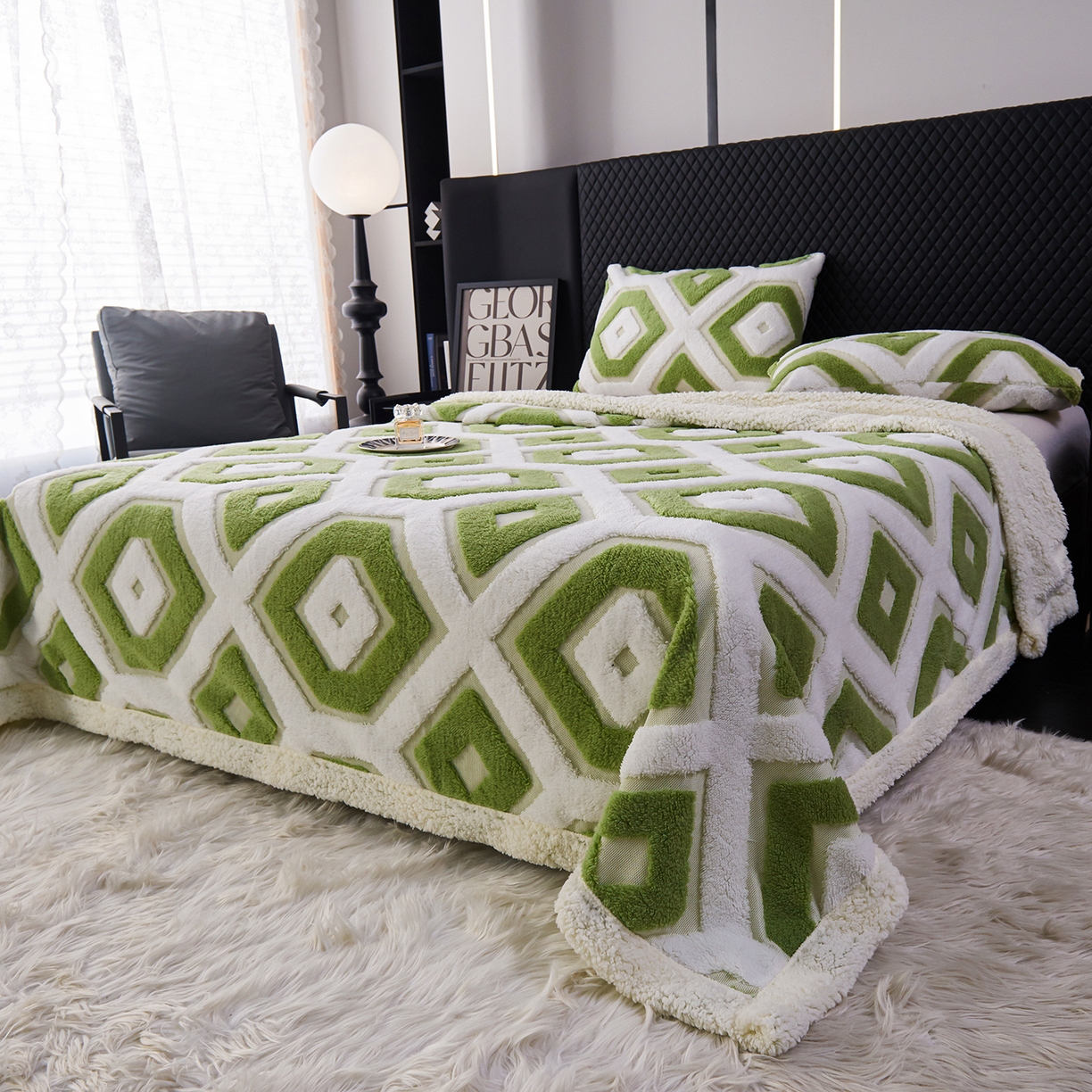 91家纺网 家纺一手货源 找家纺 枋梢家纺 2025新款几何空间阳离子提花镂空塔芙绒羊羔绒保暖午睡双层毛毯办公室盖毯 几何-翠绿