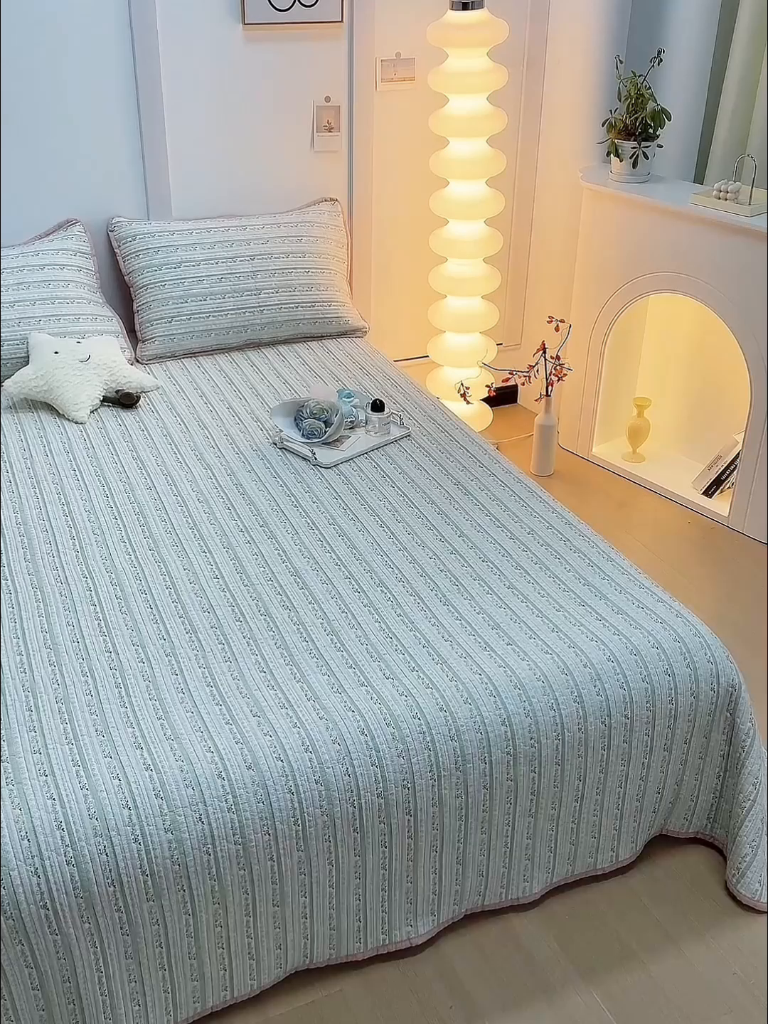 91家纺网 家纺一手货源 找家纺 橙子家居 2024新款高温水洗双面全棉纯棉斜纹13372印花款单品床盖（风格二） 雅清