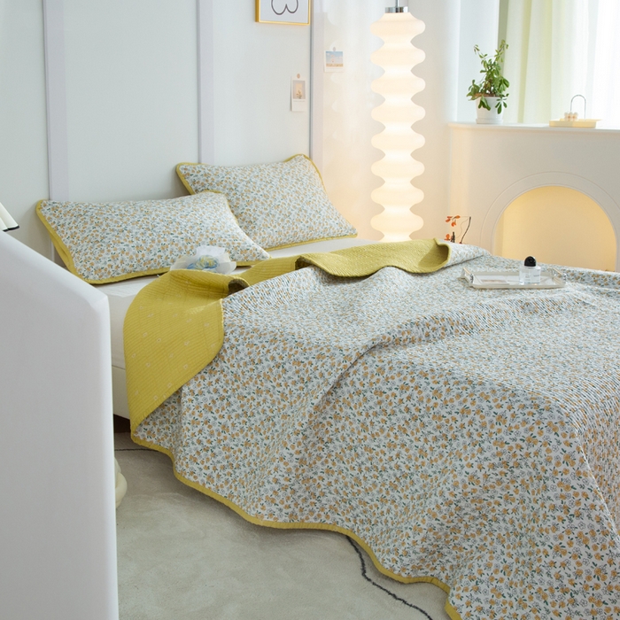 91家纺网 家纺一手货源 找家纺 橙子家居 2024新款高温水洗双面全棉纯棉斜纹13372印花款单品床盖（风格二） 莫娇-黄