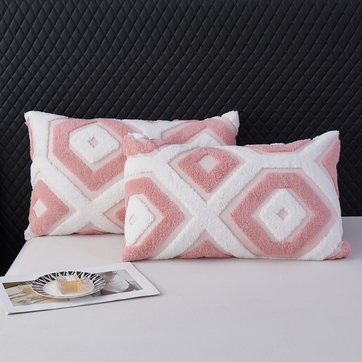 91家纺网 家纺一手货源 找家纺 枋梢家纺 2025新款几何空间阳离子提花镂空塔芙绒羊羔绒保暖午睡双层毛毯办公室盖毯 几何-豆沙