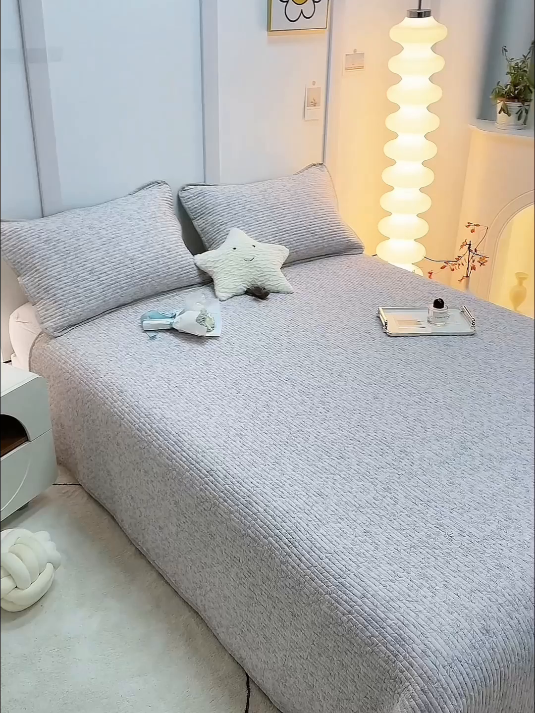 91家纺网 家纺一手货源 找家纺 橙子家居 2024新款高温水洗双面全棉纯棉斜纹13372印花款单品床盖（风格二） 雾里花-粉