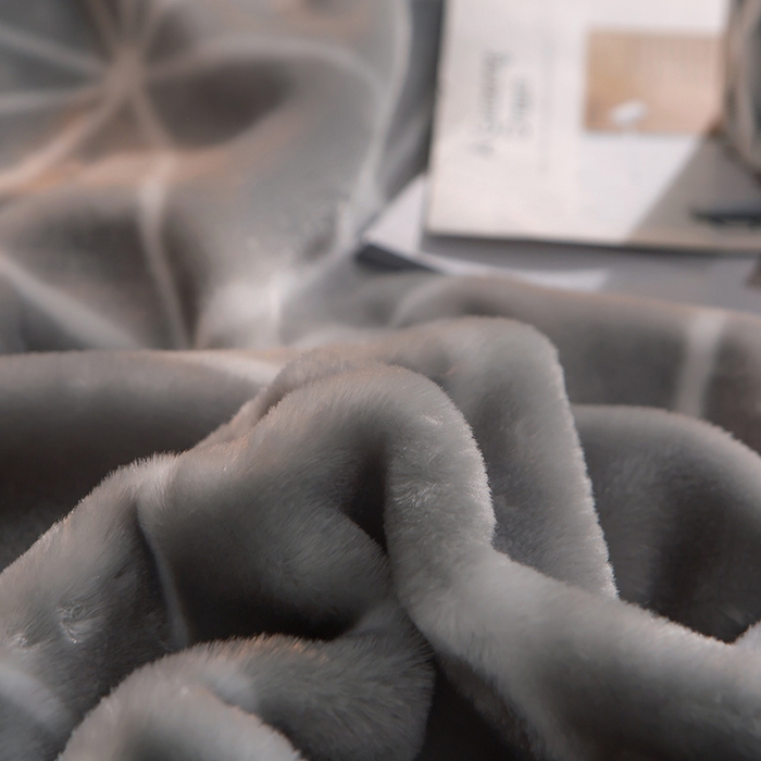 91家纺网 家纺一手货源 找家纺 好艺佳毛毯 2025新款（升级版）拉舍尔毛毯学生毯宿舍婚庆加厚双层毯子绒毯盖毯不掉毛毛毯 升级版-灰菱格