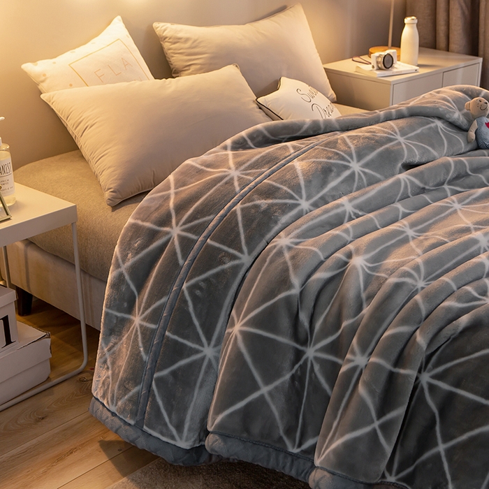 91家纺网 家纺一手货源 找家纺 好艺佳毛毯 2025新款（升级版）拉舍尔毛毯学生毯宿舍婚庆加厚双层毯子绒毯盖毯不掉毛毛毯 升级版-灰菱格