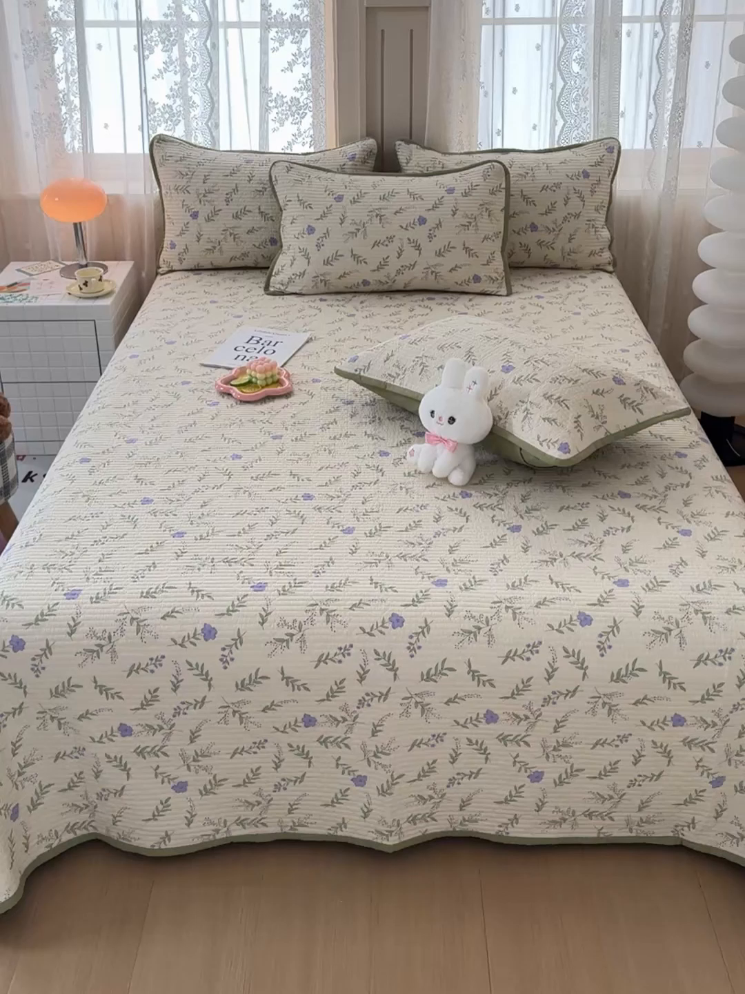 91家纺网 家纺一手货源 找家纺 橙子家居 2024新款A类木棉印花夹层新疆棉花四季款床盖三件套 春天里