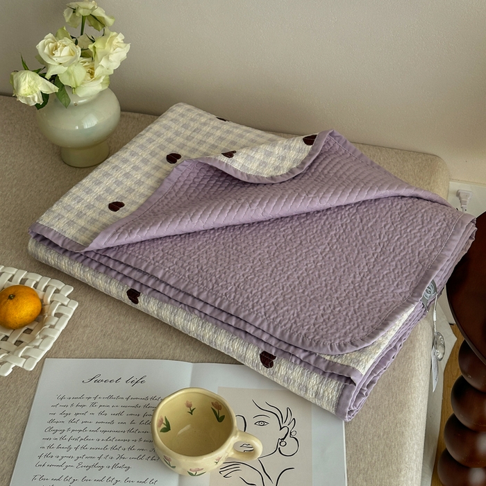 91家纺网 家纺一手货源 找家纺 橙子家居 2024新款A类高温砂洗木棉印花床盖三件套夹层新疆棉花四季款-实拍图 爱心格