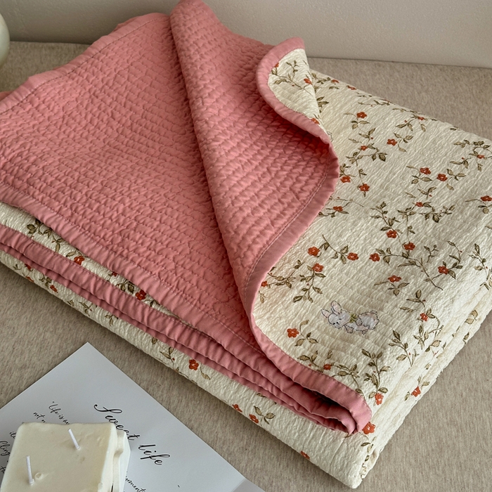 91家纺网 家纺一手货源 找家纺 橙子家居 2024新款A类高温砂洗木棉印花床盖三件套夹层新疆棉花四季款-实拍图 免仙子