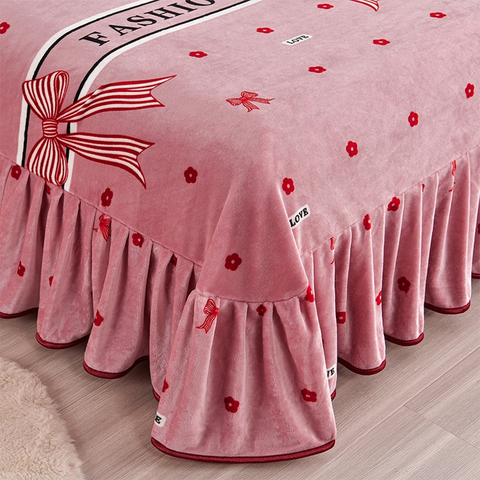 91家纺网 家纺一手货源 找家纺 缘莉娜家纺2025新款花色高克重加厚牛奶绒金貂绒被套单件 甜蜜蜜