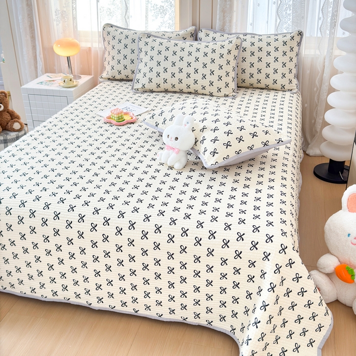 91家纺网 家纺一手货源 找家纺 橙子家居 2024新款A类木棉印花夹层新疆棉花四季款床盖三件套 蝴蝶结