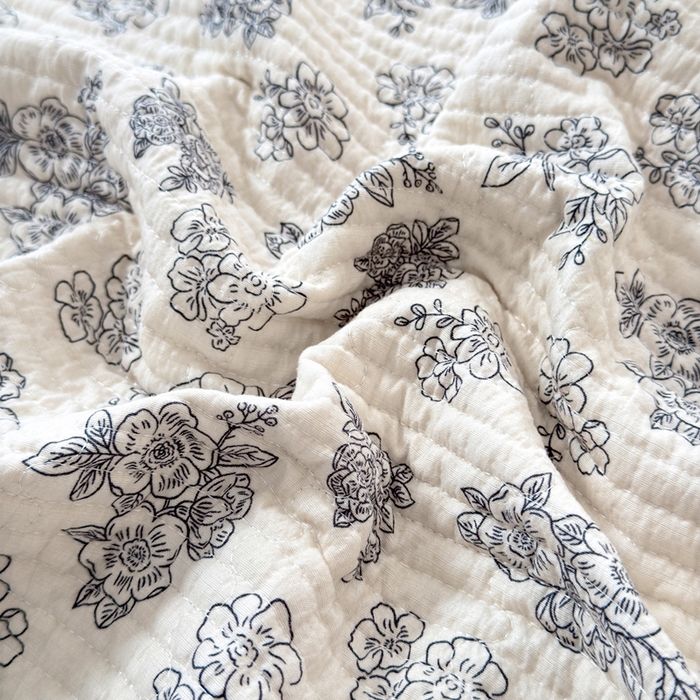 91家纺网 家纺一手货源 找家纺 橙子家居 2024新款A类木棉印花夹层新疆棉花四季款床盖三件套 锦上添花