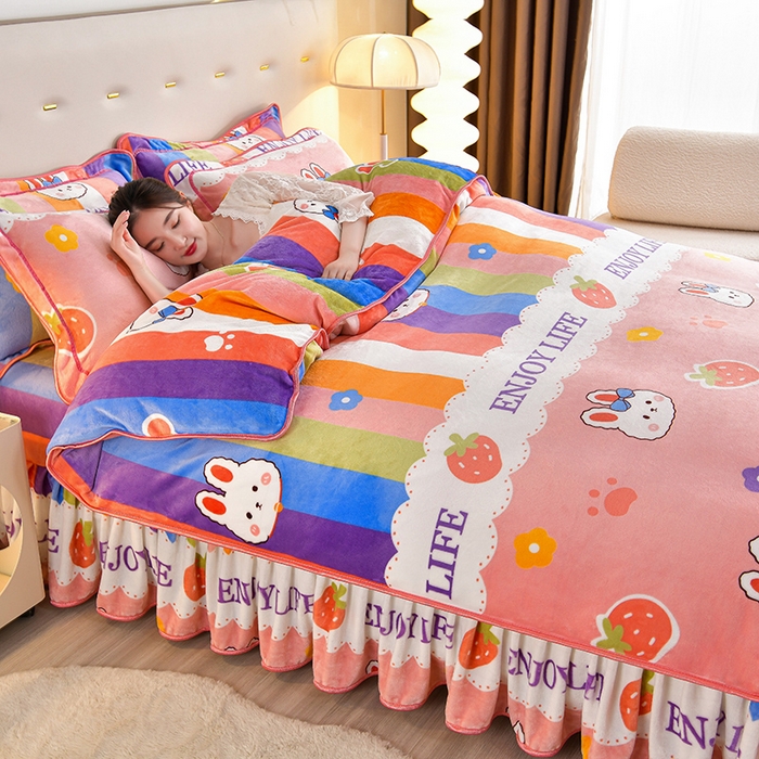 91家纺网 家纺一手货源 找家纺 缘莉娜家纺2025新款花色高克重加厚牛奶绒金貂绒被套单件 兔兔乐园