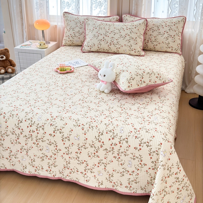 91家纺网 家纺一手货源 找家纺 橙子家居 2024新款A类木棉印花夹层新疆棉花四季款床盖三件套 免仙子