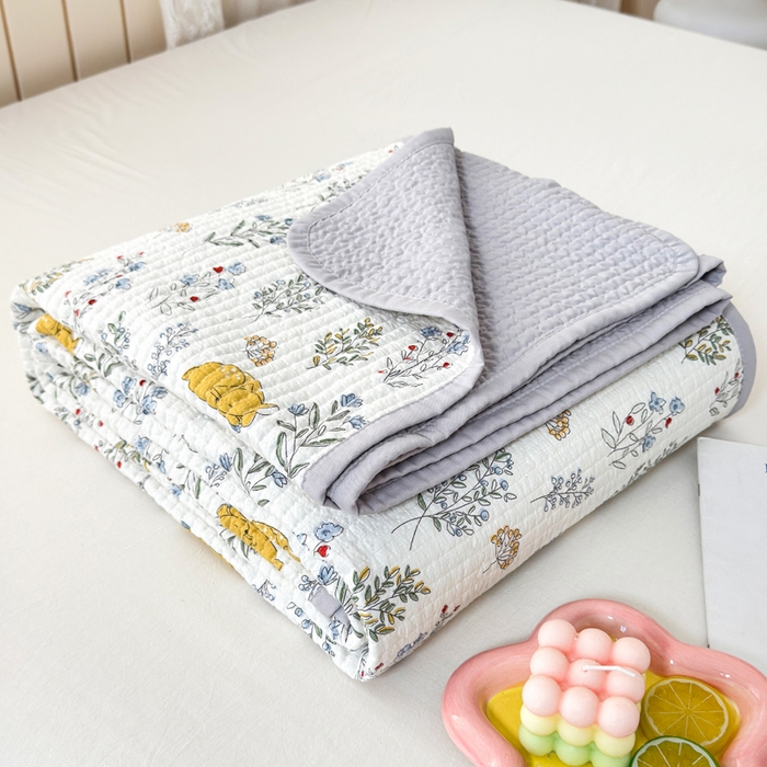 91家纺网 家纺一手货源 找家纺 橙子家居 2024新款A类木棉印花夹层新疆棉花四季款床盖三件套 薰衣草