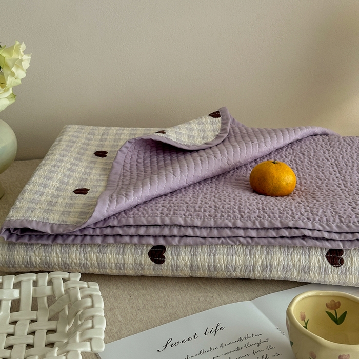 91家纺网 家纺一手货源 找家纺 橙子家居 2024新款A类高温砂洗木棉印花床盖三件套夹层新疆棉花四季款-实拍图 爱心格