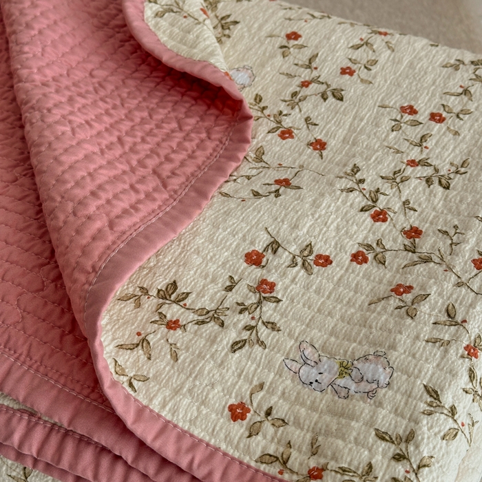 91家纺网 家纺一手货源 找家纺 橙子家居 2024新款A类高温砂洗木棉印花床盖三件套夹层新疆棉花四季款-实拍图 免仙子