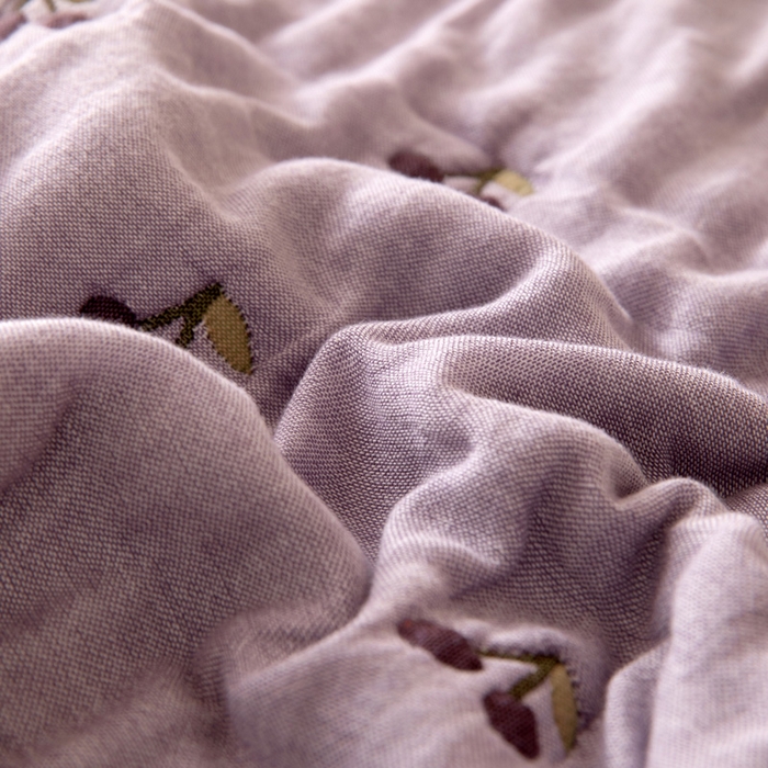 91家纺网 家纺一手货源 找家纺 橙子家居 2024新款韩国泡芙被纯棉五层纱布空调被夏凉被 春秋被 樱桃夏梦-紫