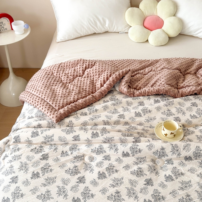 91家纺网 家纺一手货源 找家纺 橙子家居 2024新款【跑量款】A类母婴安抚豆豆被 被子被芯 豆豆被-锦上添花