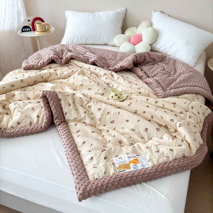 91家纺网 家纺一手货源 找家纺 橙子家居 2024新款【跑量款】A类母婴安抚豆豆被 被子被芯 豆豆被-栀子花