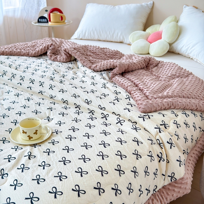 91家纺网 家纺一手货源 找家纺 橙子家居 2024新款【跑量款】A类母婴安抚豆豆被 被子被芯 豆豆被-蝴蝶结